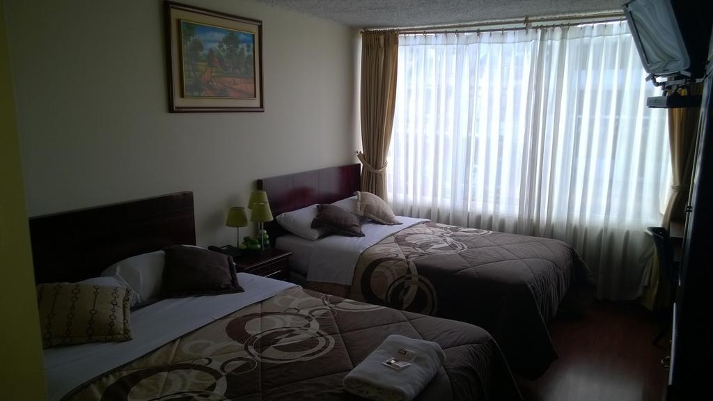 Hostal El Roble Quito Bilik gambar