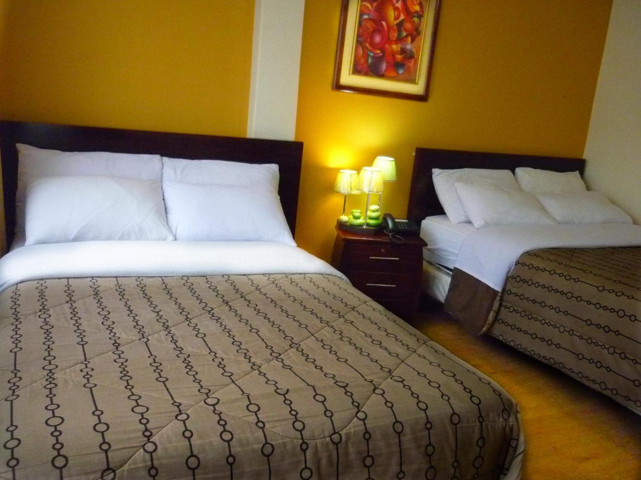 Hostal El Roble Quito Luaran gambar