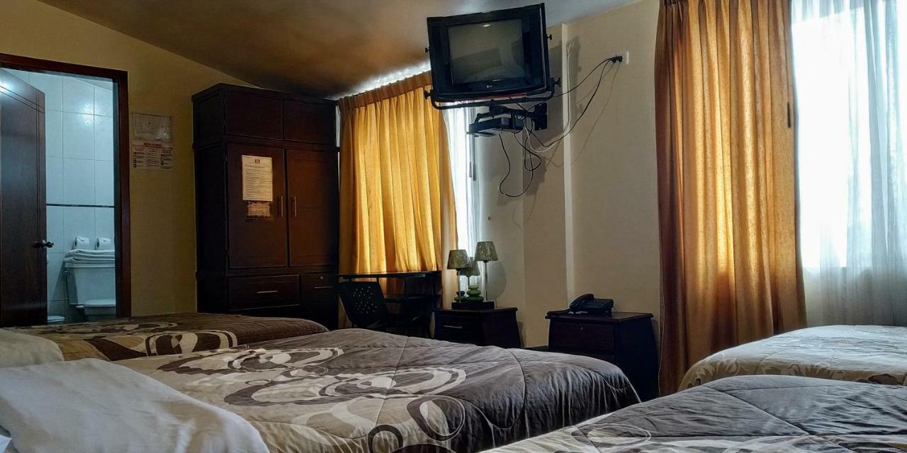 Hostal El Roble Quito Luaran gambar
